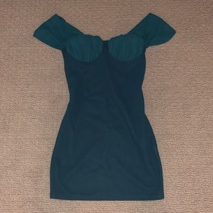 superdown Off Shoulder Dress in Emerald